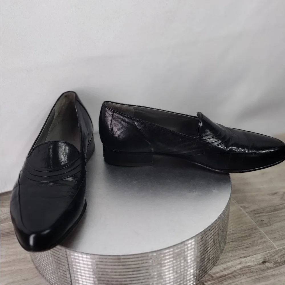 Fkorshiem Black Leather Loafers size 8.5 pre owned good condition